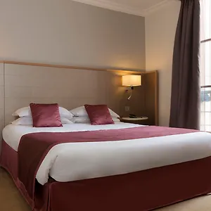 4* Otel Leonardo Boutique Opera